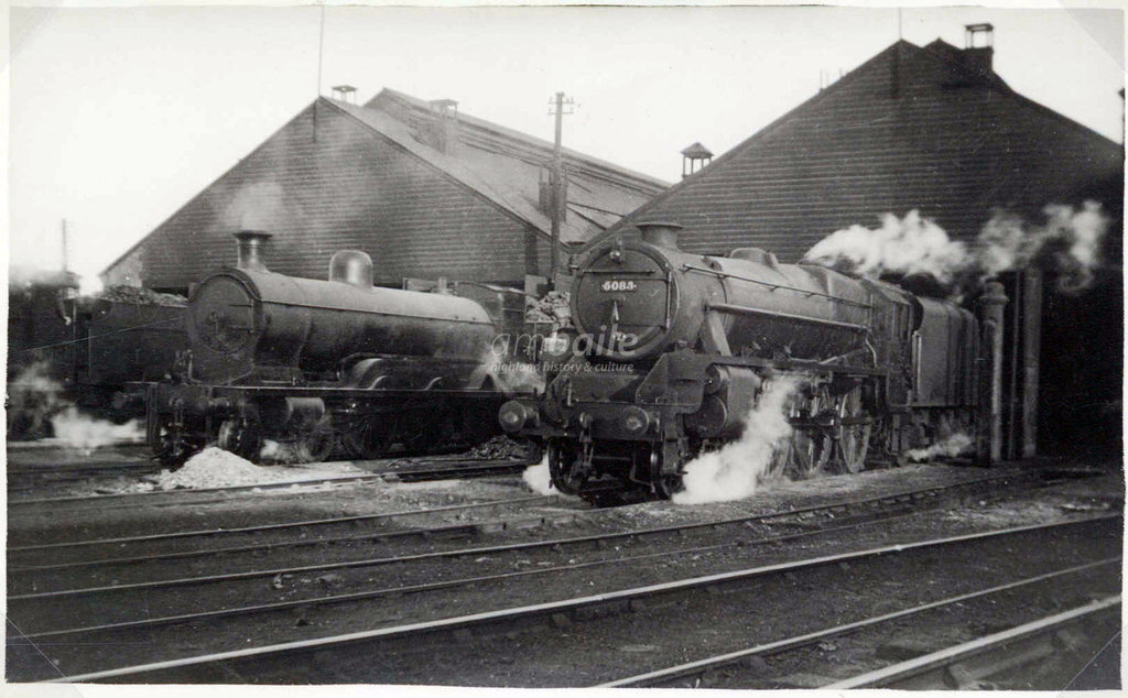 LMS 14691 Brodie Castle agus 5083 aig seada loco Pheairt An t